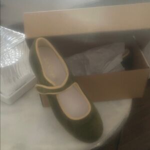 Elegant Olive Green Kids Mary Jane Shoes
